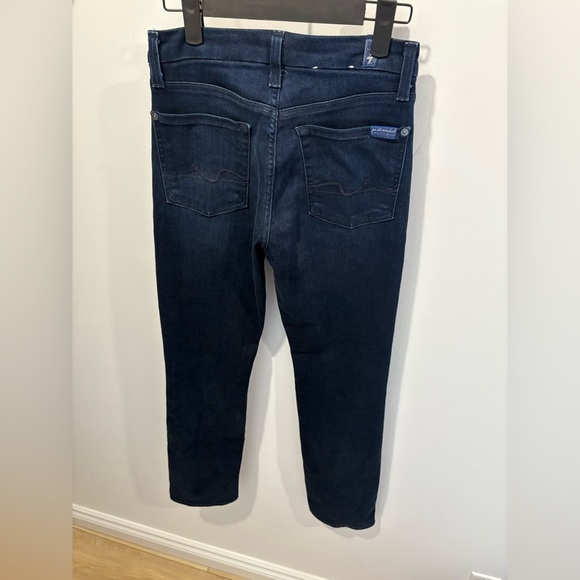 LIKE NEW- 7 for all mankind- KIMMIE STRAIGHT LEG JEANS - Picture 4 of 9